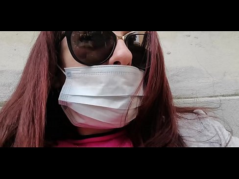 ❤️ Nicoletta krijt wraak op har buorman en plas yn syn garaazje (Special Covid19 Italian Quarantine) ❌ Pornofideo by wy ️❤