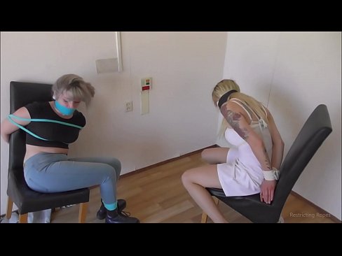 ❤️ Ferslave / fêstbûn en gagged / famke yn need ❌ Pornofideo by wy ️❤