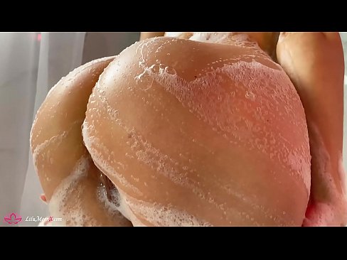 ❤️ Brunette masturbearet poesje mei Vibrator nei intens orgasme yn dûs ❌ Pornofideo by wy ️❤